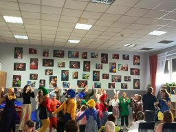 Występ marianek w DPS Wędrowiec, 25.10.2025